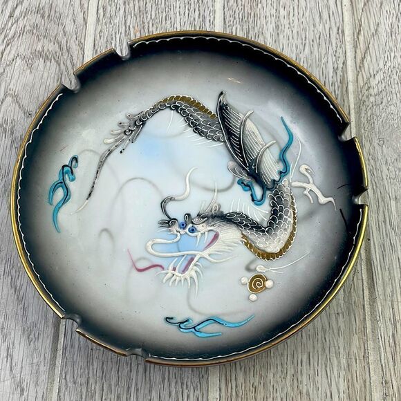 Vintage Moriage Dragonware Ashtray. Acra China Made in Japan. Hand Painted - Picture 1 of 6